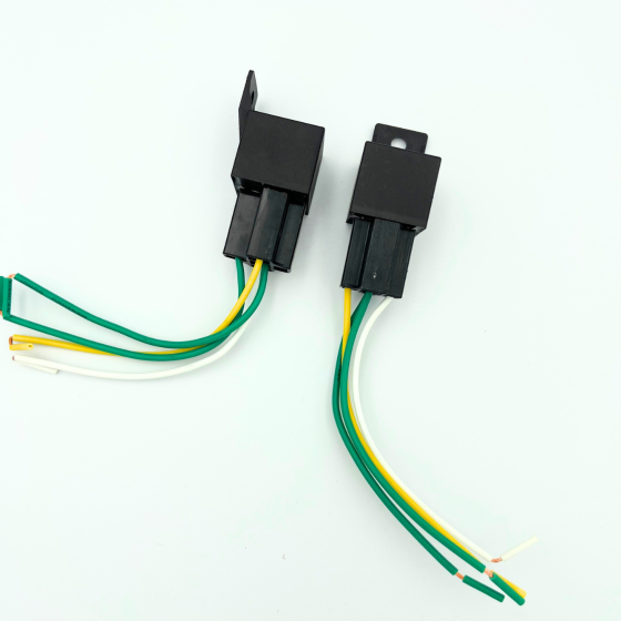 Rơle 4 chân điều khiển tắt mở máy dùng cho định vị xe